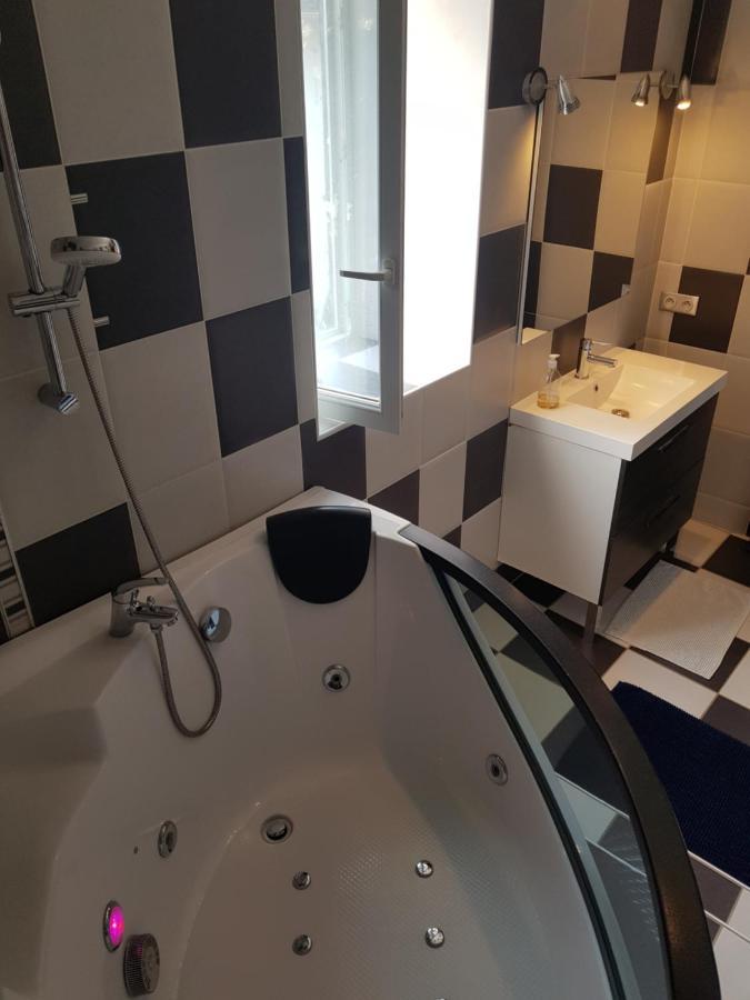 Loft Dans Les Pyrenees Apartment Oloron-Sainte-Marie Luaran gambar
